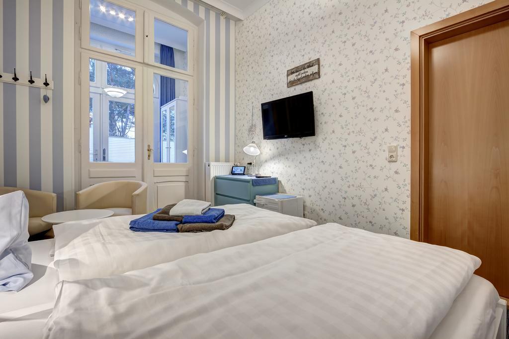 Hotel Villa Seeschloesschen Heringsdorf  Ngoại thất bức ảnh